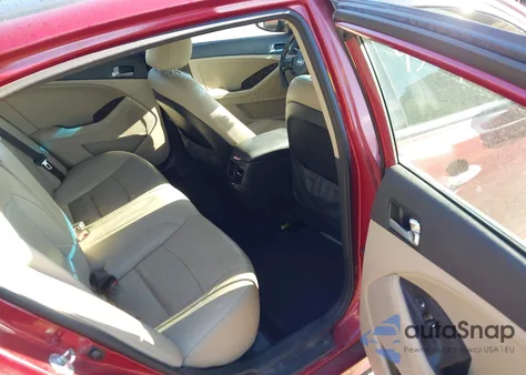 2015 Kia Optima Ex z USA, uszkodzony, nr VIN 5XXGN4A77FG363437